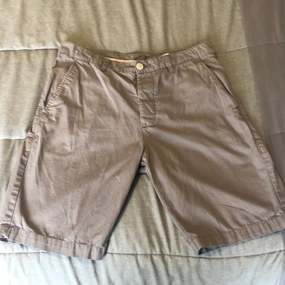 H&M Cargo Shorts, Size 30 - Picture 1 of 4
